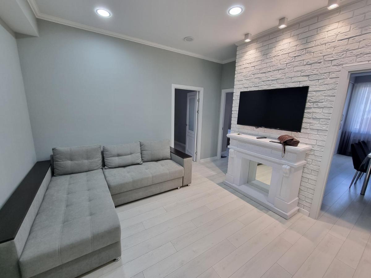 Luxury Best Grand New Apartaments Ultra Central Chisinau Exterior photo